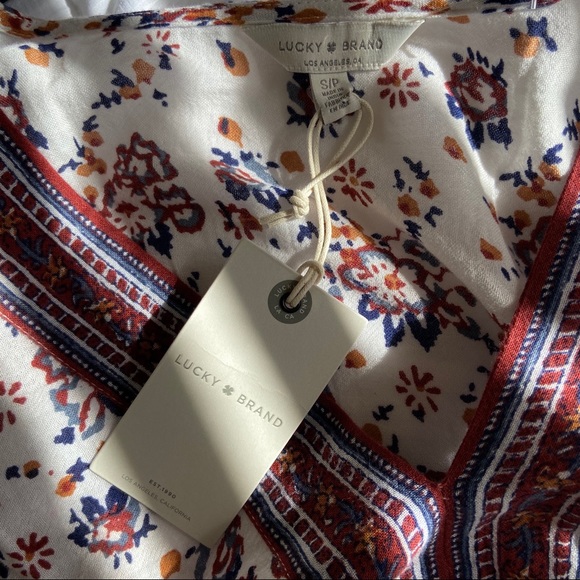 NWT; Lucky Brand floral blouse - Picture 7 of 8